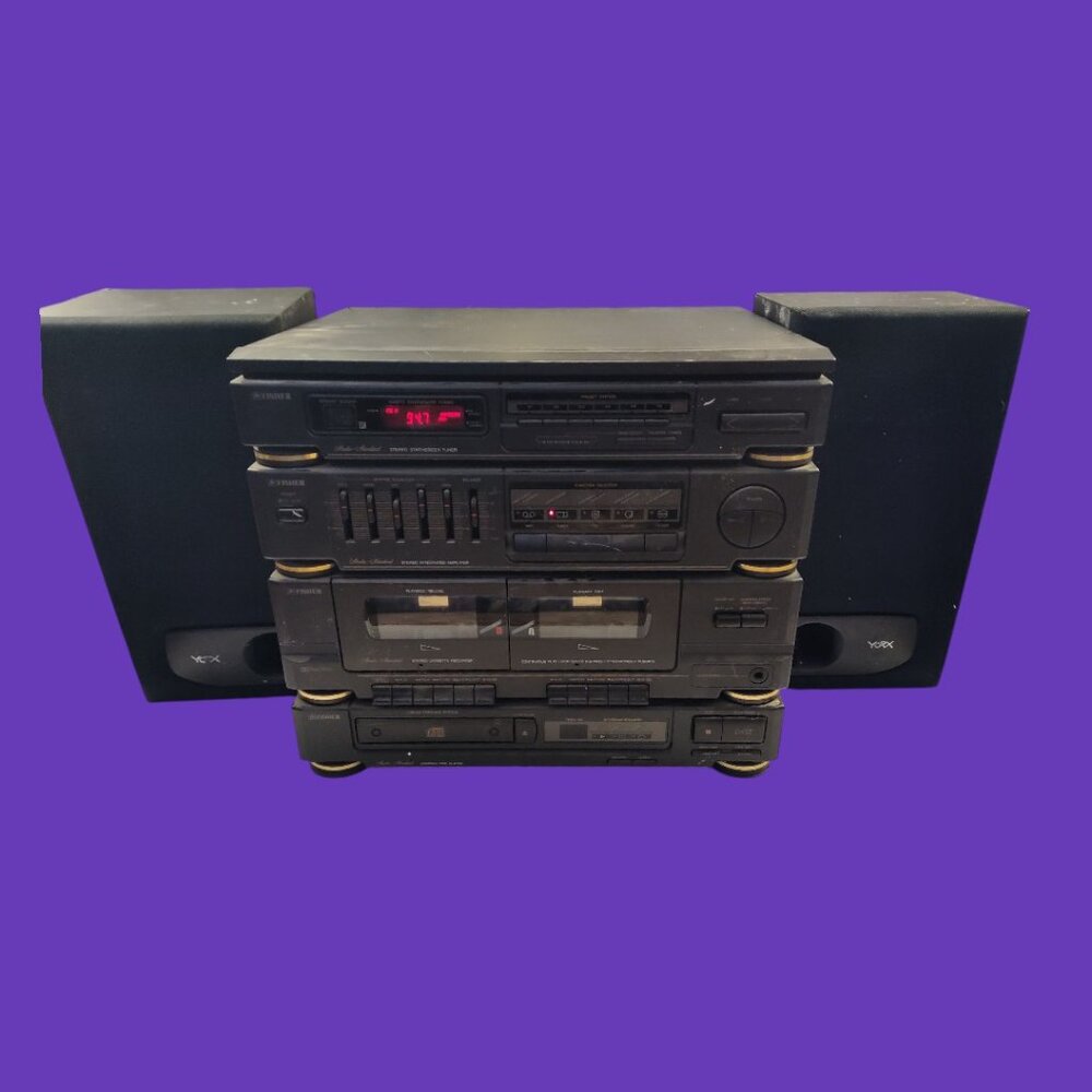 FISHER (MC780) SOUND SYSTEM - Cd / Radio / Cassette  Sound System